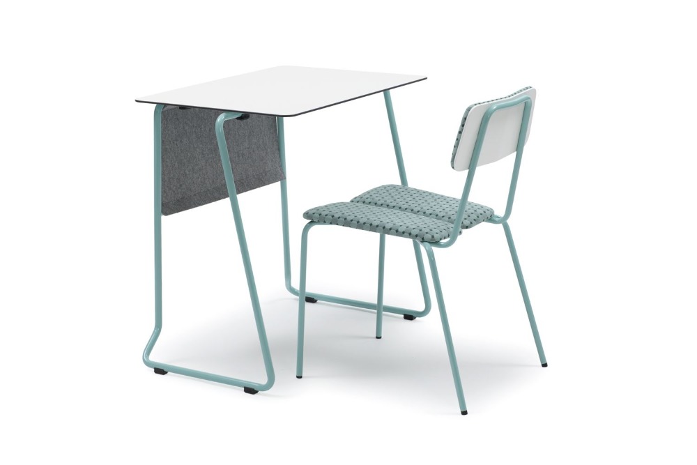 Caesar lecture room tables