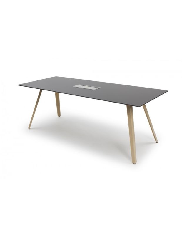 Taite table